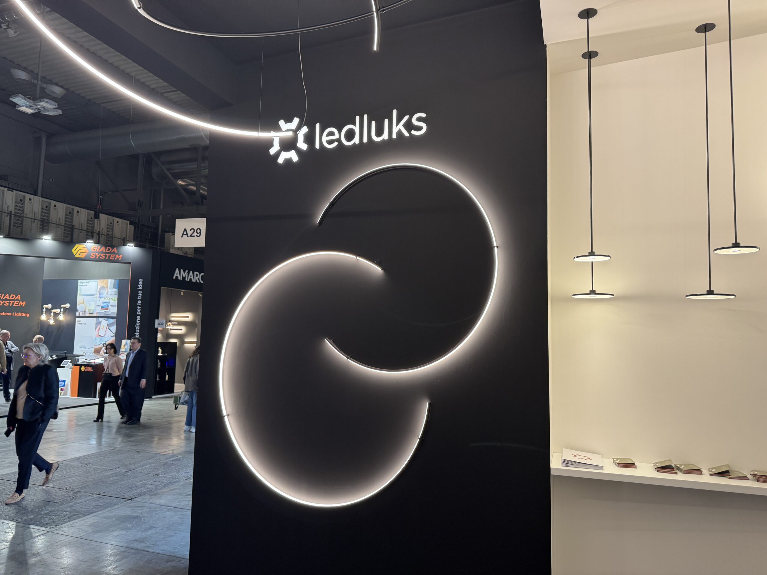 Read more about the article LED Luks Shines at Euroluce 2025
