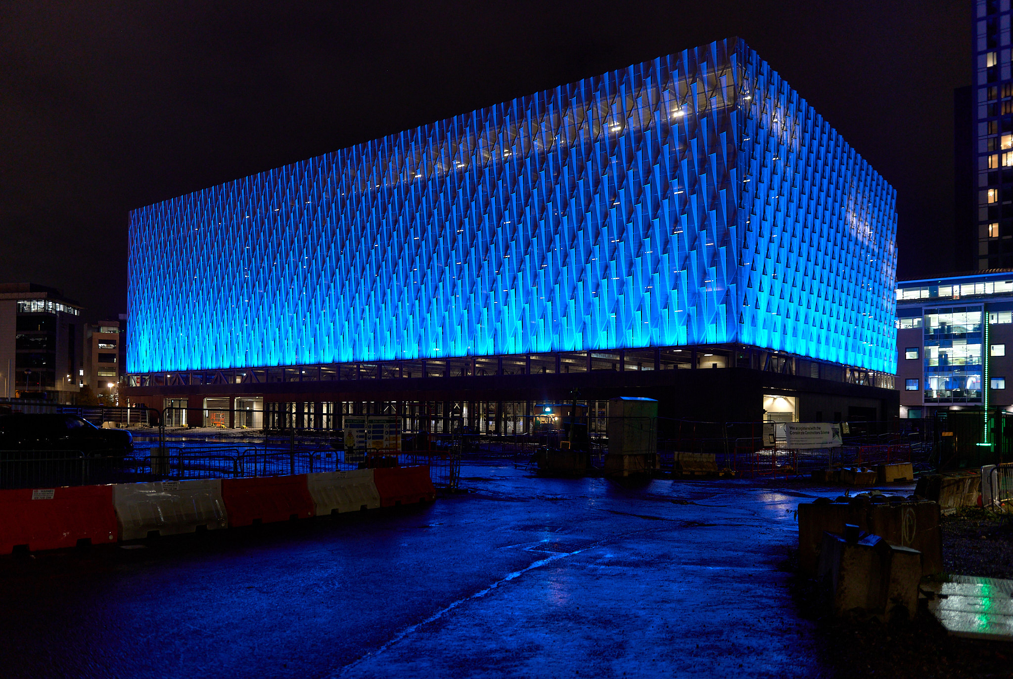Read more about the article Pharos Lights Up Cardiff Car Park with Dynamic Façade Control