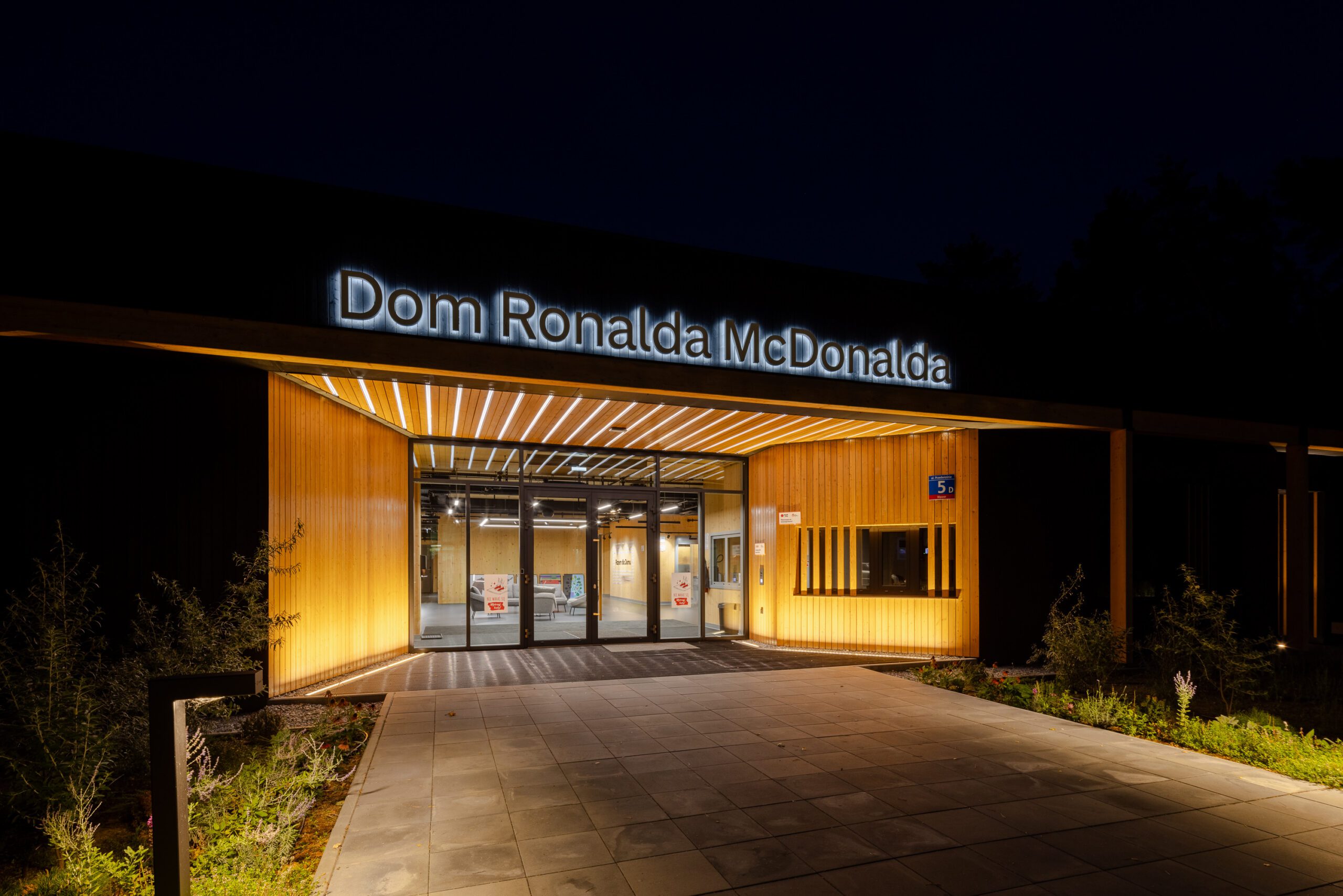 Smart Lighting for Ronald McDonald