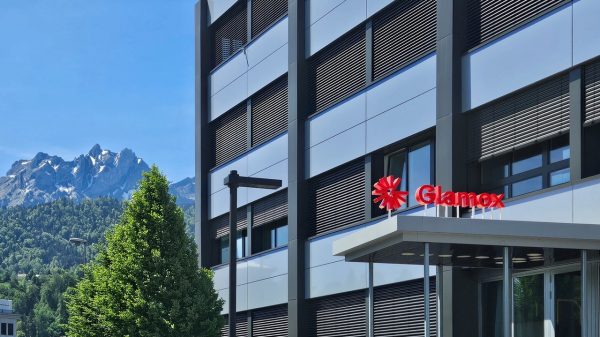 GlamoxAGinLucernewithlogo