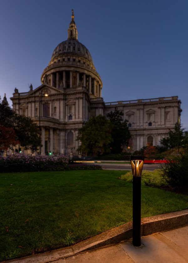 St Paul’s Cathedral Gardens in London have been revitalised with a carefully considered lighting scheme featuring DarkSky Approved solutions
